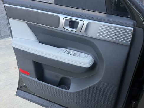 Used 2025 Hyundai Santa Fe SEL image 26