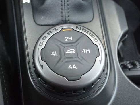 Used 2023 Ford Bronco Black Diamond w/ Sasquatch Package image 20