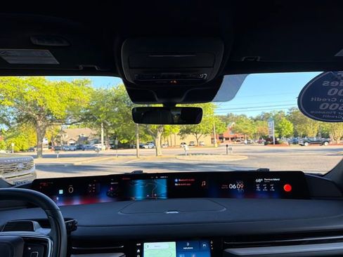 Used 2025 Lincoln Navigator L Reserve w/ Jet Appearance Package image 21