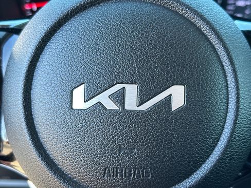 Used 2022 Kia Soul Turbo image 24