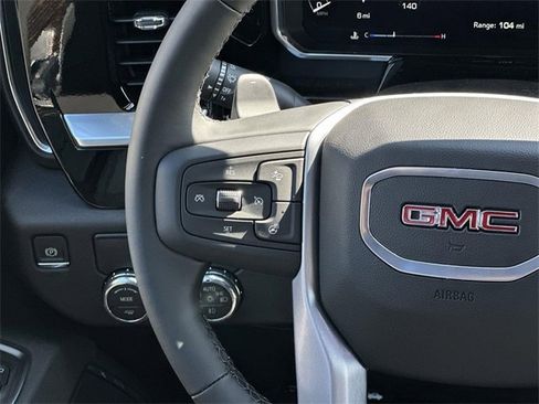New 2026 GMC Sierra 1500 Elevation w/ LPO, Elevation Black Package image 9