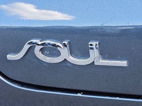 Used 2020 Kia Soul EX FWD image 15