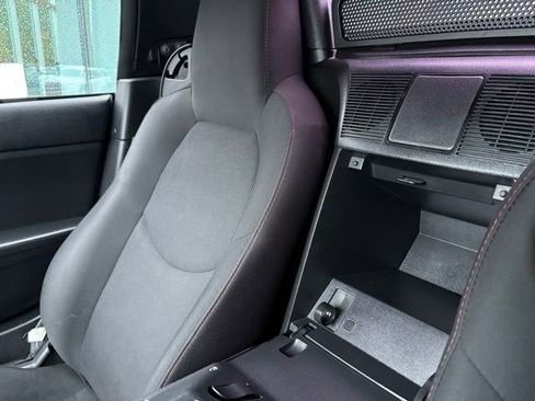 Used 2015 MAZDA MX-5 Miata Club image 20