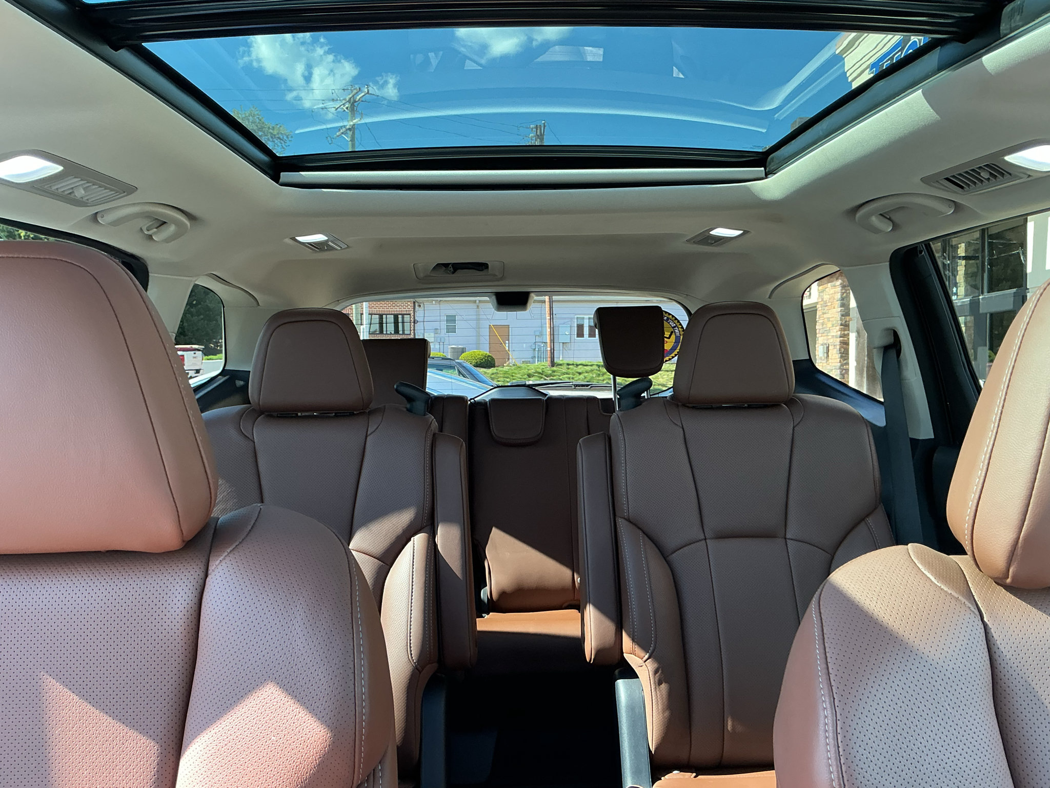 Used 2020 Subaru Ascent Touring AWD/4WD image 17