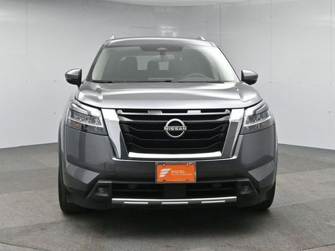 Used 2022 Nissan Pathfinder SL image 8