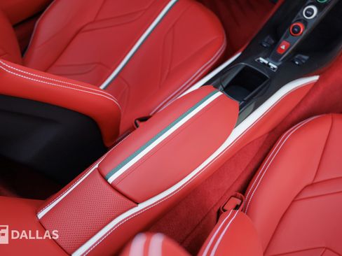 Used 2022 Ferrari 812 GTS RWD image 40