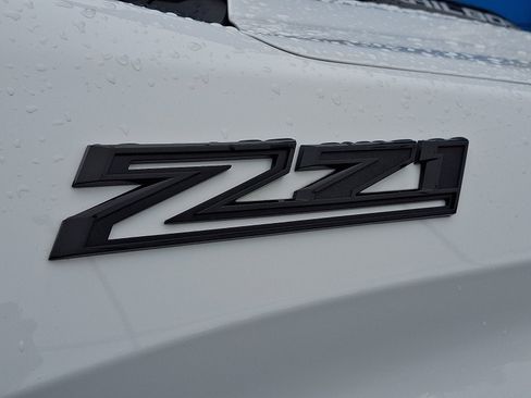 Used 2023 Chevrolet Silverado 1500 Custom Trail Boss w/ LPO, Dark Essentials Package AWD/4WD image 31