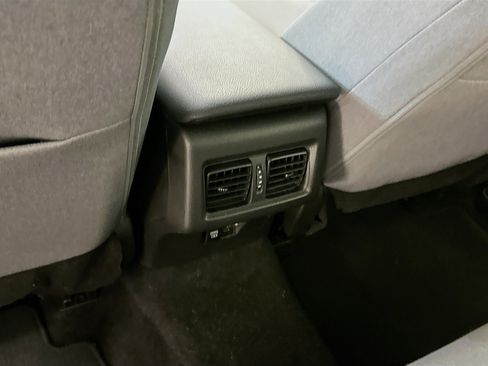 Used 2025 Toyota Camry LE w/ Convenience Package image 28