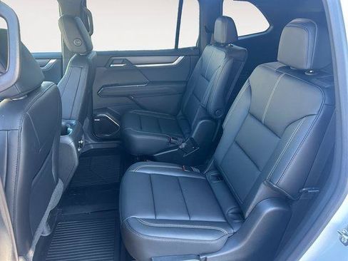New 2026 GMC Acadia Elevation w/ Elevation Premium Package AWD/4WD image 13
