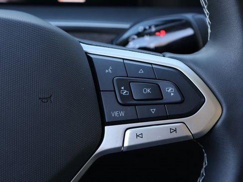 Certified 2025 Volkswagen Tiguan S image 21