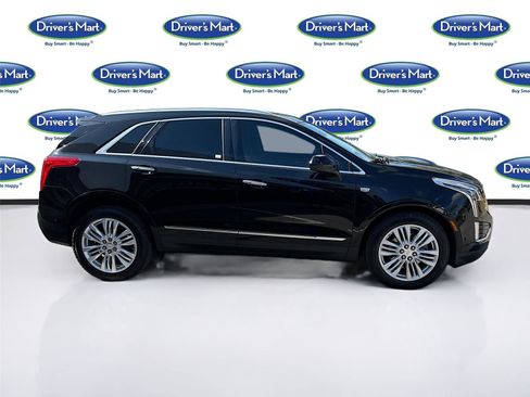 Used 2017 Cadillac XT5 Premium Luxury w/ Driver Assist Package image 9