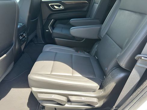 Used 2021 Chevrolet Tahoe LT w/ LT Signature Package AWD/4WD image 17