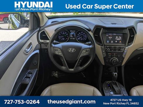 Used 2017 Hyundai Santa Fe Sport FWD image 19