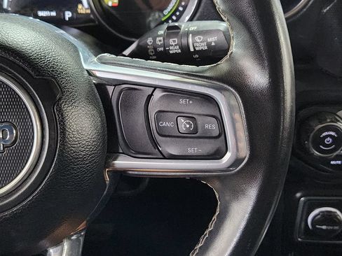 Used 2021 Jeep Wrangler Unlimited Sahara AWD/4WD image 50