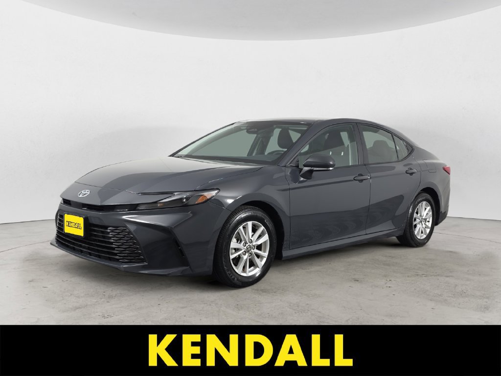 Used 2025 Toyota Camry LE FWD image 1