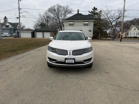 Used 2017 Lincoln MKX Select w/ Select Plus Package image 2