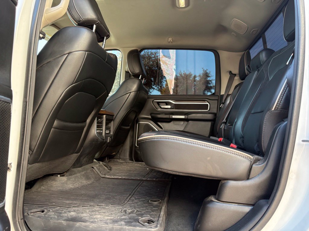 Used 2022 RAM 1500 Laramie AWD/4WD image 11