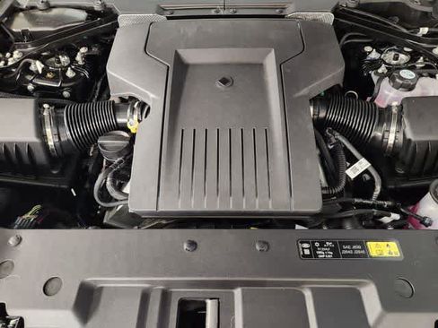 New 2026 Land Rover Defender 110 OCTA AWD/4WD image 54