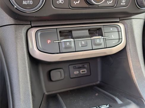 Used 2023 GMC Acadia Denali w/ Denali Ultimate Package AWD/4WD image 29