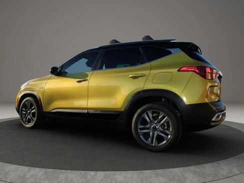 Used 2021 Kia Seltos S image 6