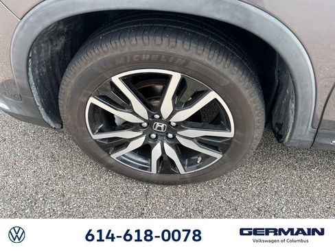 Used 2019 Honda Pilot Elite image 17