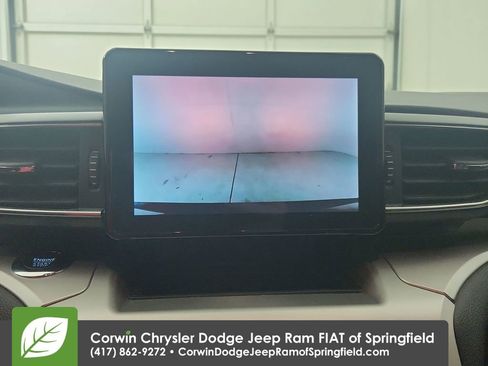 Used 2022 Ford Explorer XLT w/ Equipment Group 202A image 16