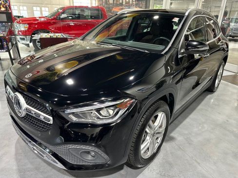 Used 2021 Mercedes-Benz GLA 250 4MATIC image 11