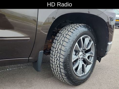 Used 2019 Chevrolet Silverado 1500 LT w/ All-Star Edition image 18