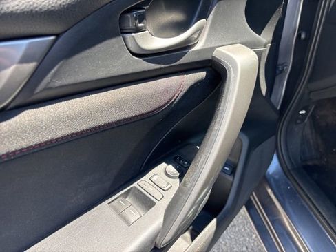 Used 2018 Honda Civic Si image 12