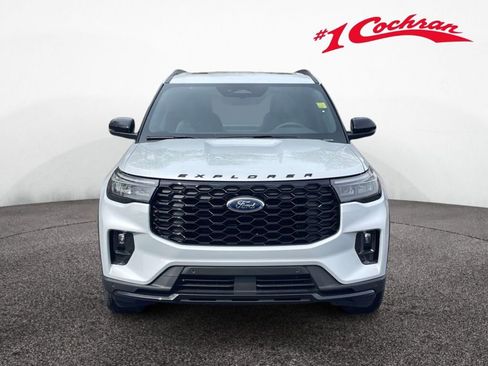 New 2026 Ford Explorer ST-Line image 12