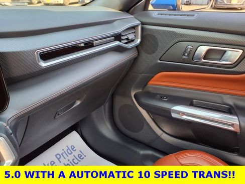 Used 2024 Ford Mustang GT Premium image 19