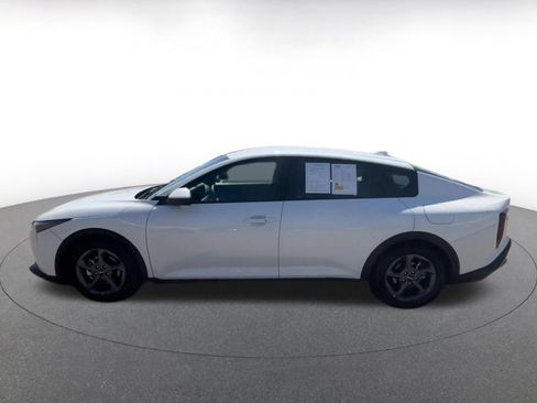 Used 2025 Kia K4 FWD image 9