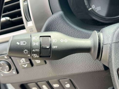 Used 2023 Lexus GX 460 Premium w/ Premium Package image 30