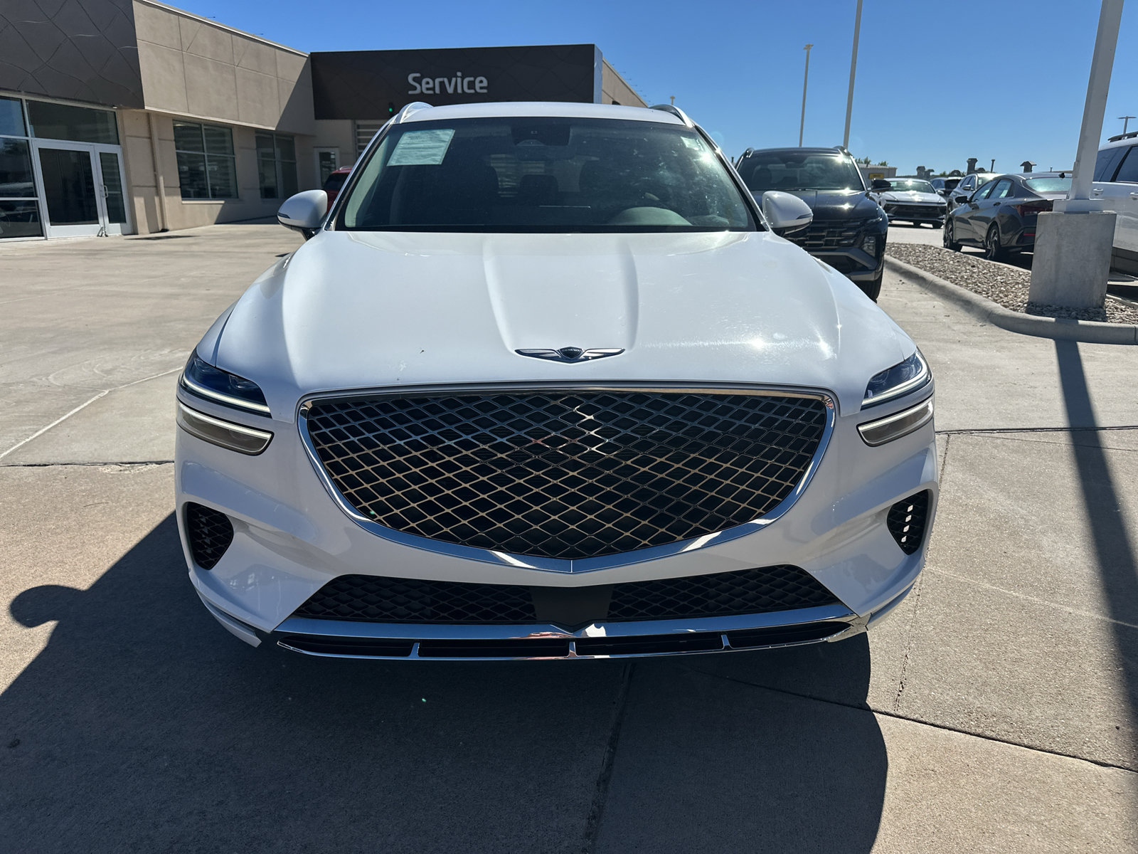 Used 2025 Genesis GV70 2.5T AWD/4WD image 13