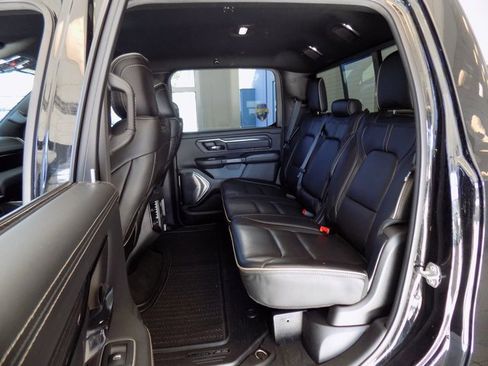 Certified 2022 RAM 1500 Limited w/ Night Edition image 31