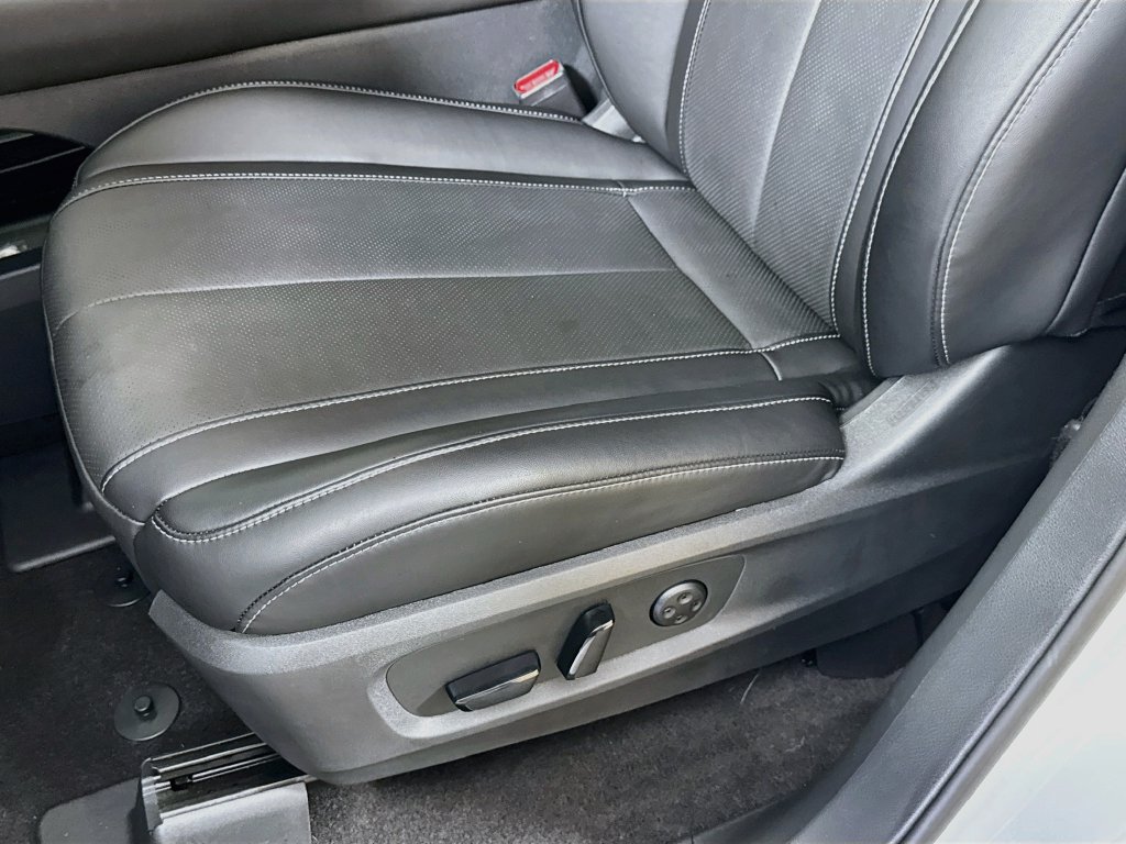 Certified 2027 INFINITI QX60 Luxe w/ Cargo Package FWD image 26