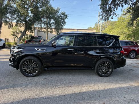 Used 2022 INFINITI QX80 Premium Select w/ Cargo Package RWD image 4