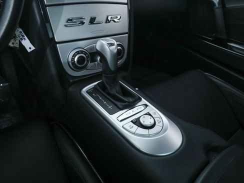 Used 2006 Mercedes-Benz SLR image 29