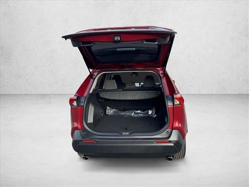 Used 2025 Toyota RAV4 XLE image 7