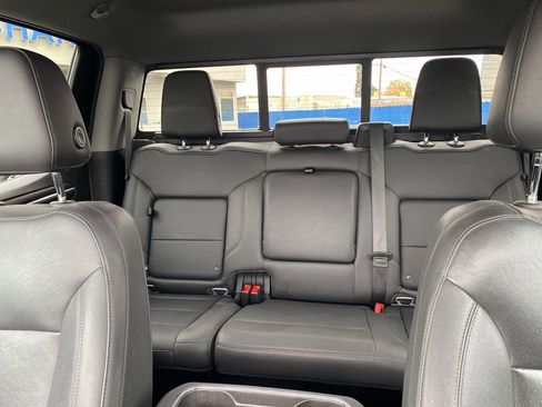 Used 2022 GMC Sierra 1500 SLT w/ SLT Premium Plus Package image 34