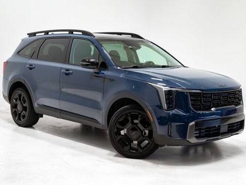 Certified 2025 Kia Sorento X-Line EX image 6
