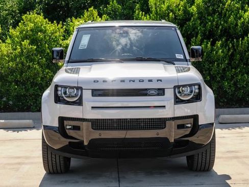 New 2026 Land Rover Defender 110 X-Dynamic SE AWD/4WD image 5