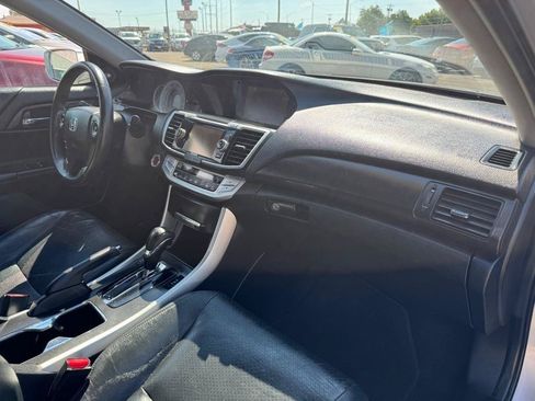 Used 2015 Honda Accord EX-L image 12
