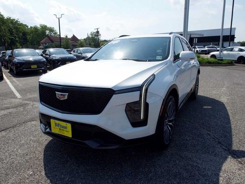 Certified 2024 Cadillac XT4 Sport AWD/4WD image 1
