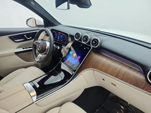 Certified 2026 Mercedes-Benz GLC 300 image 18