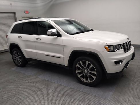 Used 2018 Jeep Grand Cherokee Limited AWD/4WD image 11