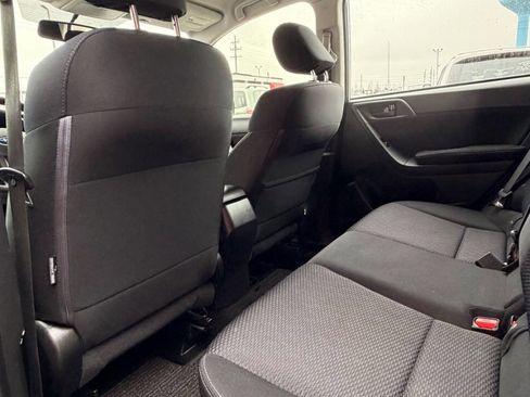 Used 2015 Subaru Forester 2.5i w/ Alloy Wheel Package image 17