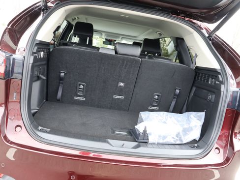 Certified 2024 MAZDA CX-90 Plug-In Hybrid w/ Premium Pkg image 19