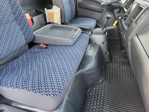 New 2024 Chevrolet Low Cab Forward image 16