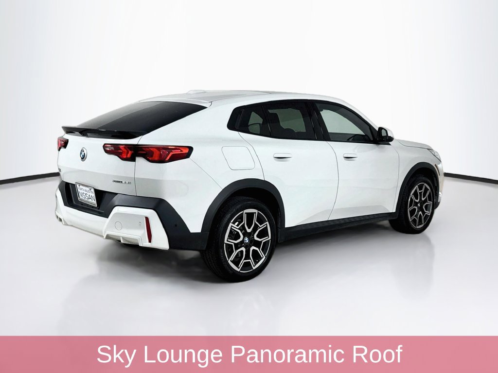 Used 2025 BMW X2 xDrive28i w/ Premium Package AWD/4WD image 7